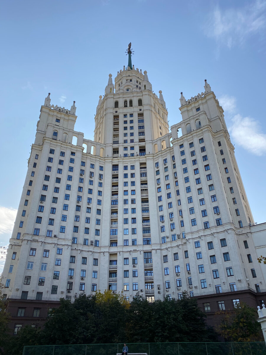 Фото автора. Вид с реки на этот дом - особенно прекрасен 