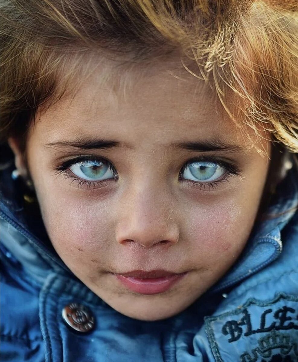 Самые редкие цвета глаз у людей с фото
