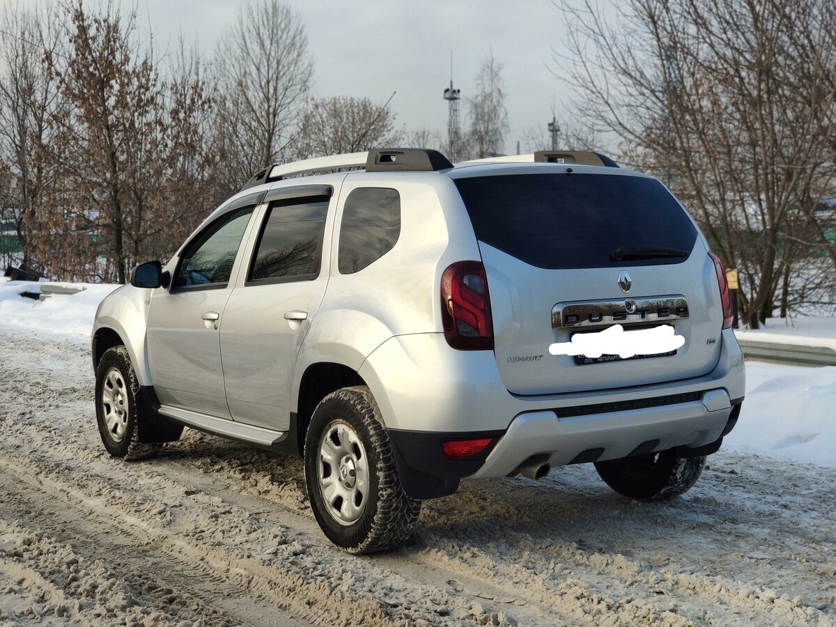 Рено дастер 15 года. Рено Дастер 2013. Авто ру серебристый Рено Дастер 2013. Renault Duster, 2013 i (2010—2015) бежевый. Renault Duster, 2014 подержанный.