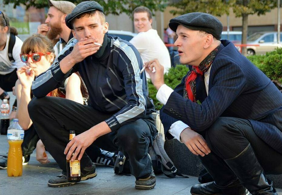 Типичные гопники