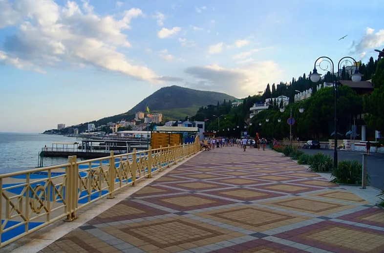 Алушта крым набережная фото Набережная алушта - блог Санатории Кавказа