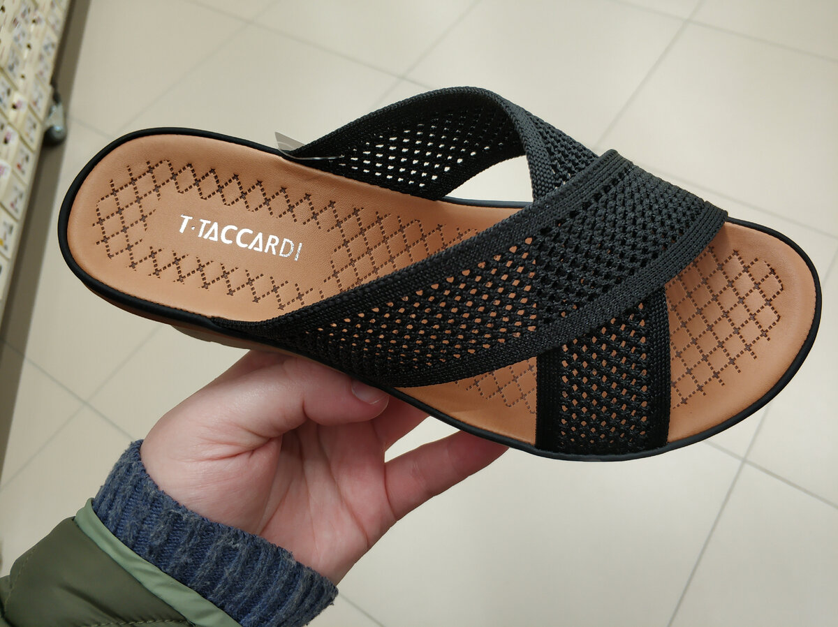 Простые, удобные босоножки на лето из магазина КАРИ. Сходила выбирать ...