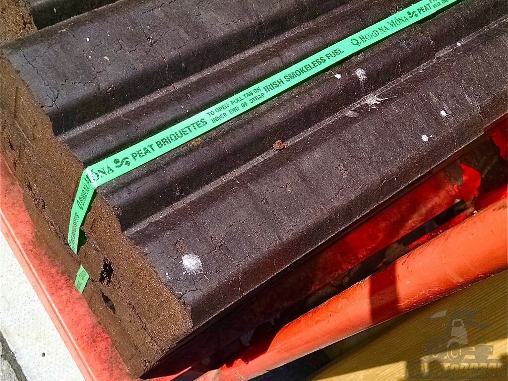 Из торфа производят топливные блоки и брикеты