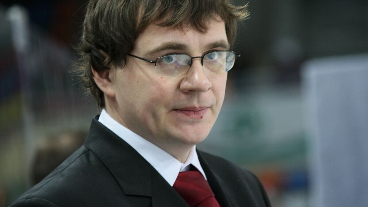    Главный тренер "Трактора" Андрей Назаров© РИА Новости / Владимир Федоренко