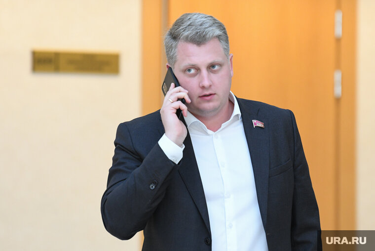    Александр Ивачев дебютировал в губернаторской гонке. И сразу занял второе место