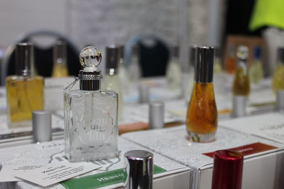 Духи проекта Ладаника на выставке День Парфюмера, автор фото - Мария СтраздасФлак