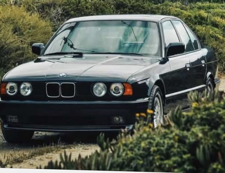 BMW (E34)