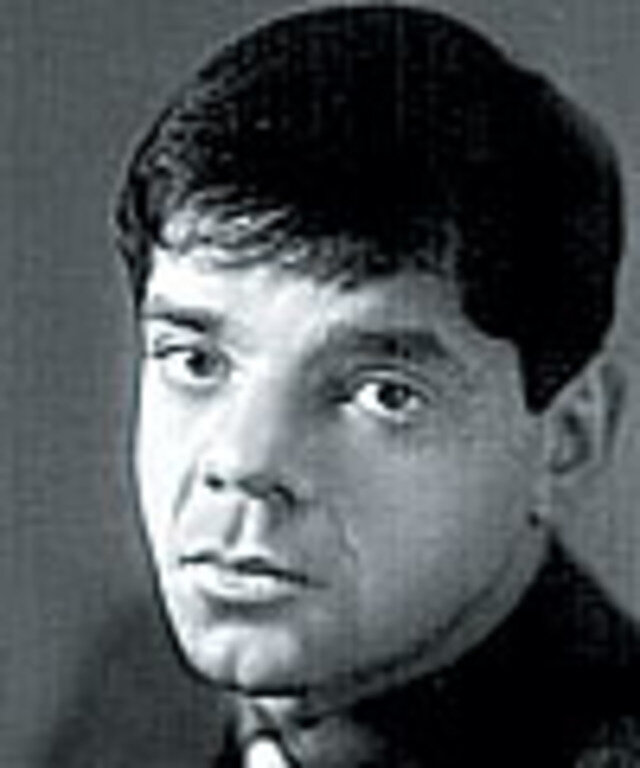 Один из самых любимых советских школьных фильмов "Большая перемена" был снят режиссером Алексеем Кореневым в 1972 году на киностудии "Мосфильм".-2