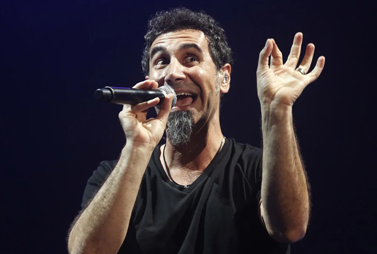 Оф э. Серж Танкян. SOAD Серж Танкян. Солист SOAD. Солист группы System of a down Серж Танкян
