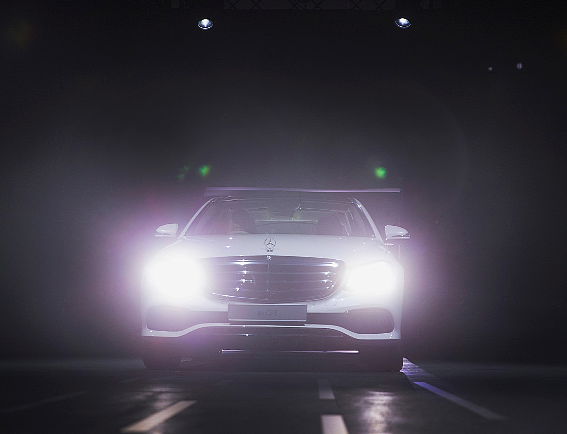 в случае с Mercedes-Benz, на данный момент его автомобили намного более безопасны, чем год назад