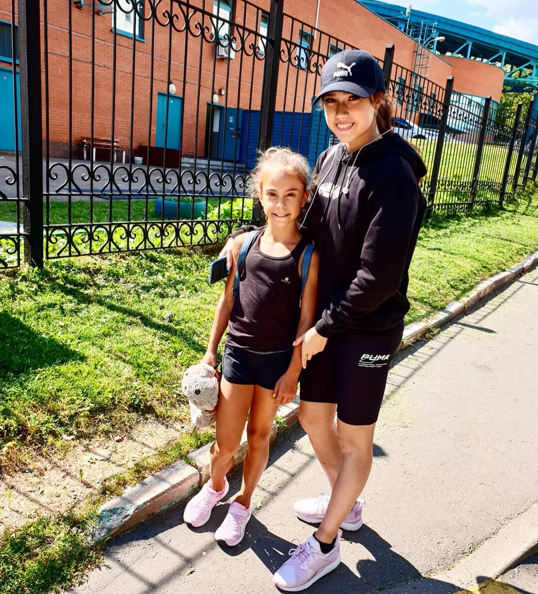 https://www.instagram.com/valeria.lukashova/