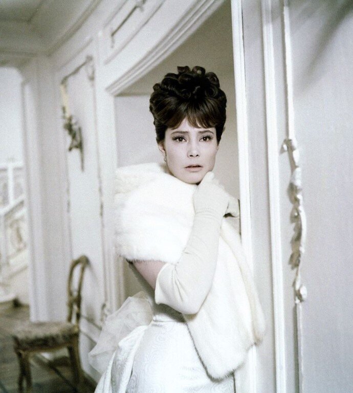 Классикой мирового кино считается фильм "Анна Каренина" 1967 года, где главную героиню сыграла Татьяна Самойлова