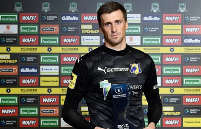 С.Песьяков - лучший игрок матча. . Фото из интернета.