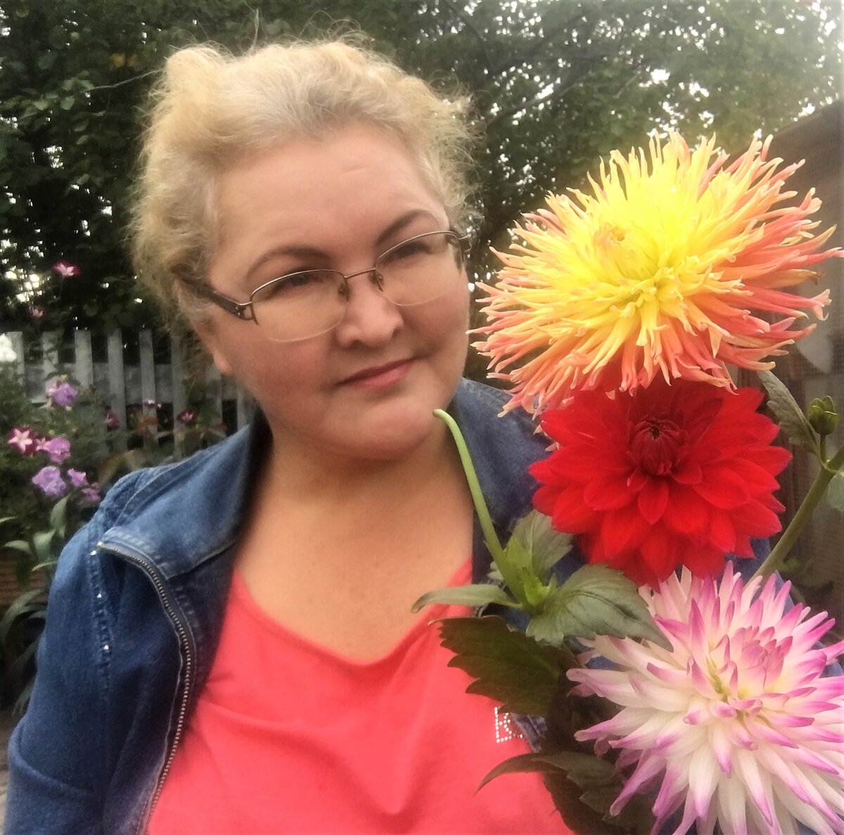 Самые красивые осенние букеты - из георгинов