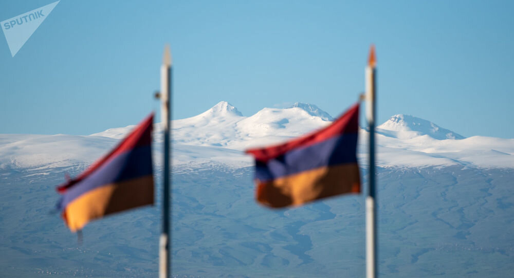 Нынешнюю Армению принято считать Третьей Республикой. До неё были Первая Республика (1918–1920) и Армянская ССР (1920–1991). Фото © Sputnik / Aram Nersesyan, armeniasputnik.am