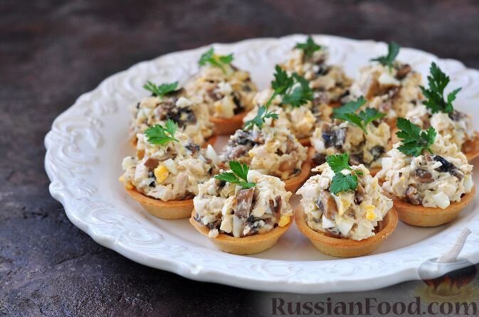 Тарталетки с курицей и грибами!!!