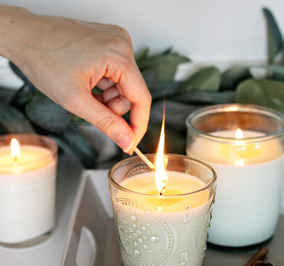 Candles & Holders Cozy Glow Sandalwood Regular Soy Candle domdekora.by