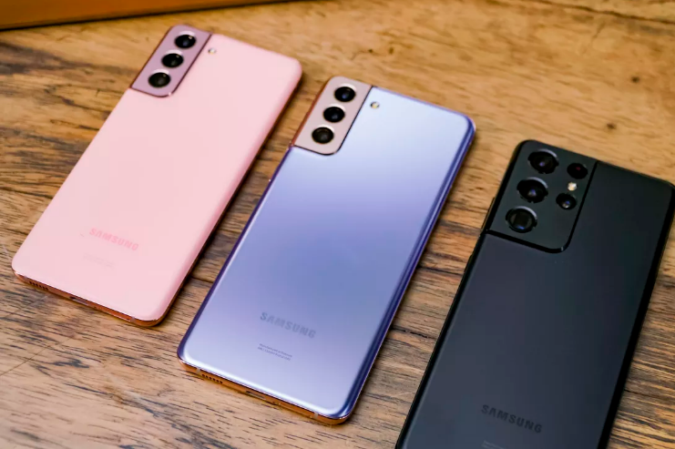 Galaxy S21 против телефонов S20: почему новая флагманская серия Samsung на 200 долларов дешевле