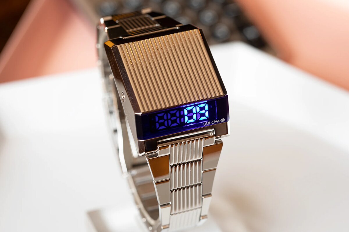Bulova computron cena hotsell