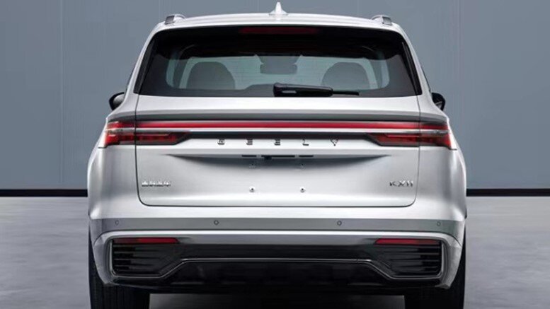 На фото из базы MIIT: кроссовер Geely KX11.