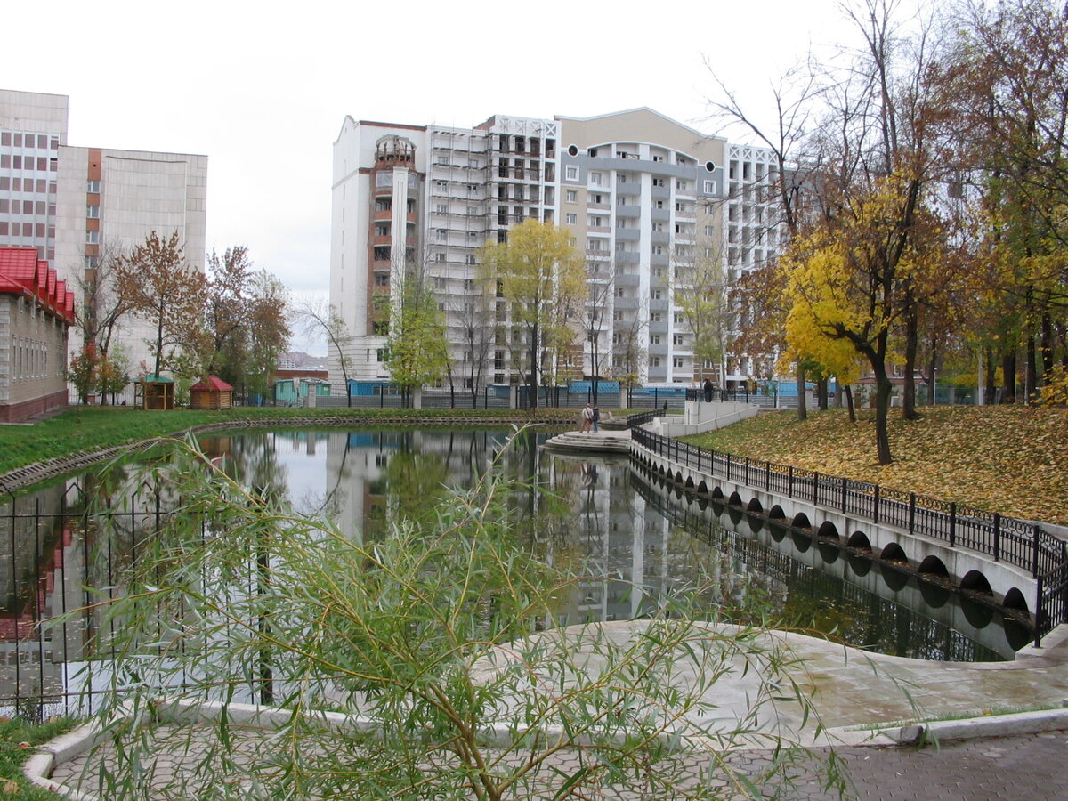 Строители в Уфе повредили центральный вход при реконструкции сада Аксакова - МК 