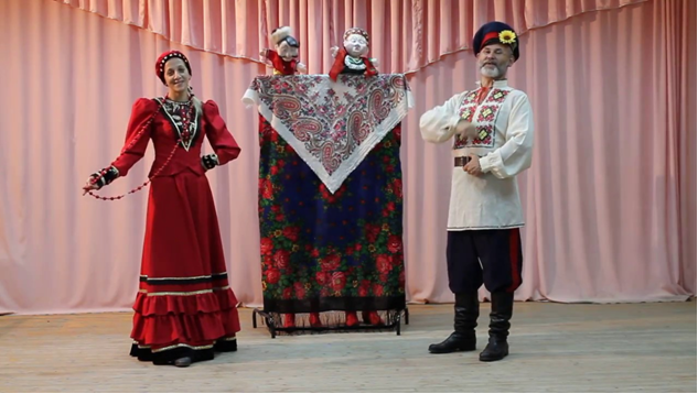 Представление из репертуара народного театра  «Служивый Ваня и Жалмерка». Старочеркасский СДК Аксайского района Ростовской области