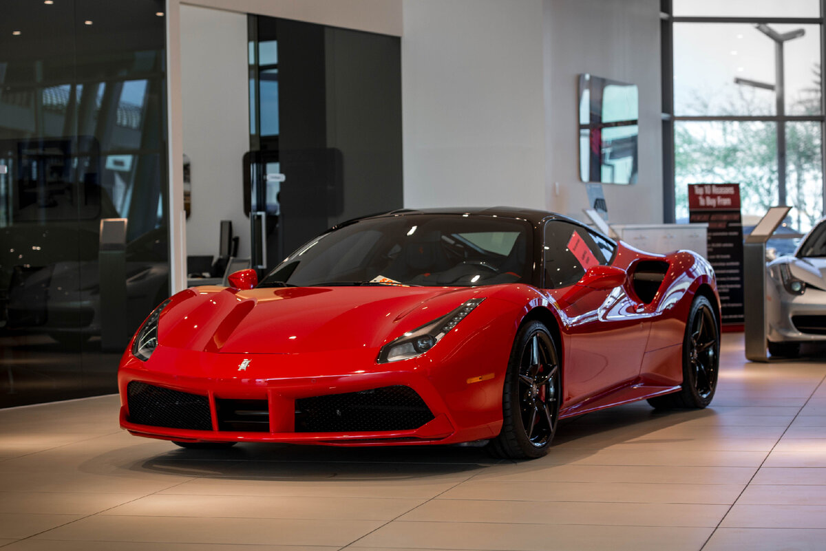 Ferrari 488 GTB 2015 суперкар черный