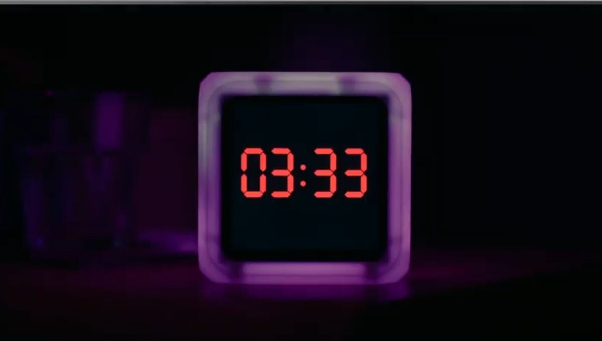 Скриншот из сериала Час дьявола