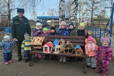    Воспитанники детсада в Талдоме сделали кормушки для зимующих птиц © Пресс-служба Комитета лесного хозяйства Московской области