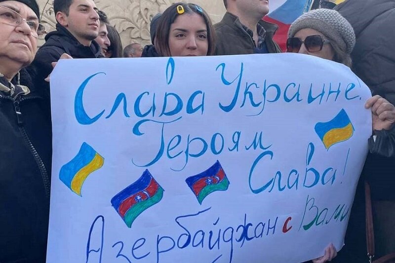 Лачинский коридор Баку до Киева довëл: азербайджанская диаспора Украины обвинила Россию в «грабеже» в Карабахе