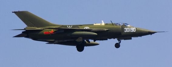 Странное дело, но в китайских ВВС широко используются и старые советские истребители МиГ-19, правда, китайцы их назвали J-6