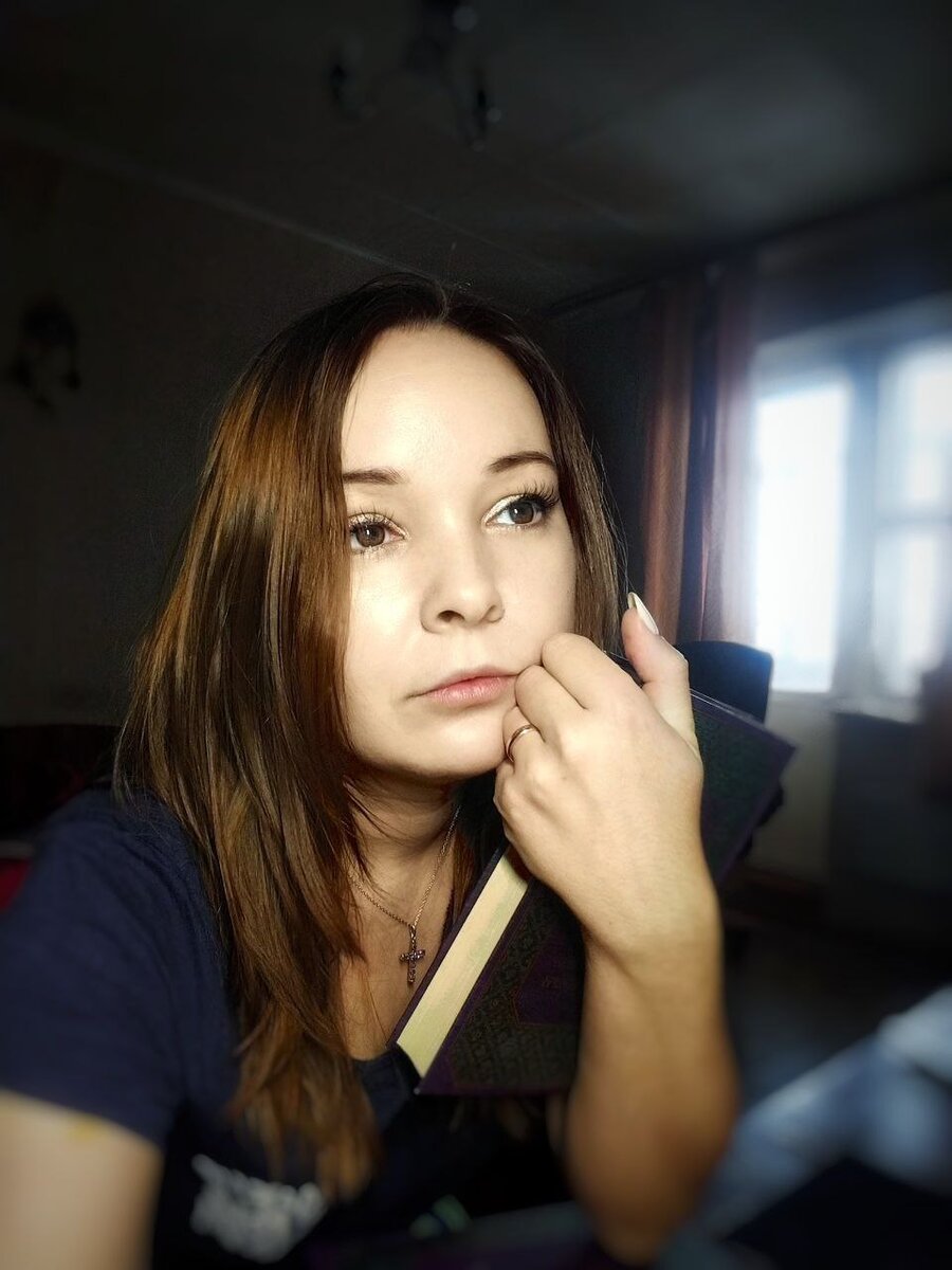 Задумчиво смотрю в будущее - что же мне посоветуют прочесть?