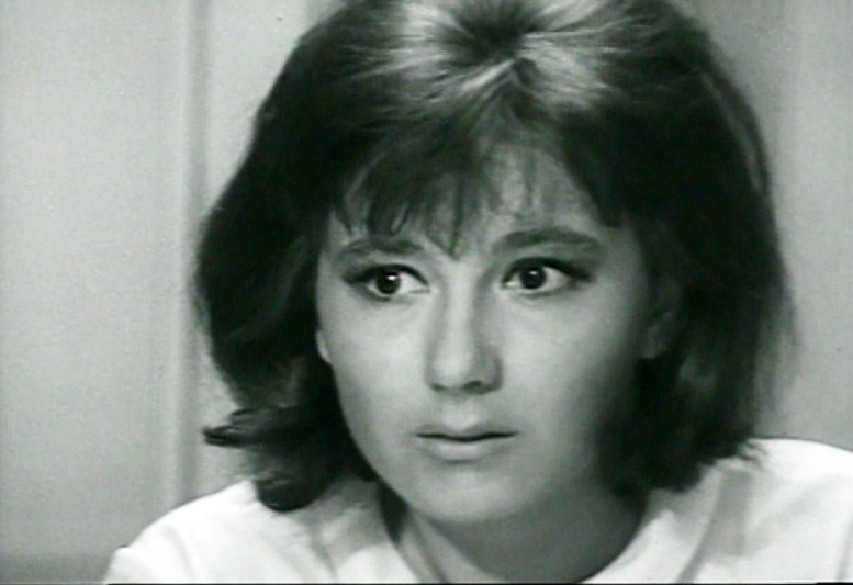 Источник изображения: кадр из фильма «Таинственная стена». Татьяна Лаврова