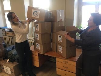  📷    Оренбургский Совет женщин отправил уже более 40 тонн гуманитарной помощи бойцам Марина Шарт