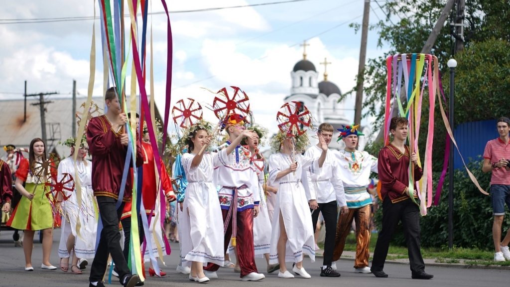    Фото – страница мясокомбината «Велес» (принадлежит Ильтякову) в ВКонтакте