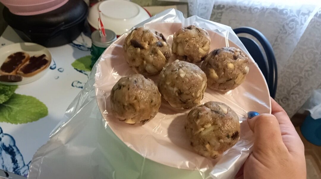 Куриные тефтели с грибами ! 
