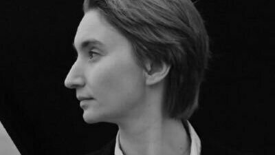     Памятник Валерию Чкалову демонтировали в Киеве 9 февраля. Снос монумента прокомментировала правнучка советского летчика Дарья Богданова на своей странице в соцсетях.