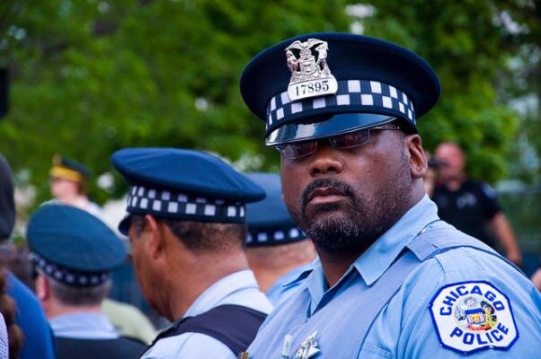 Сравнение Полицейских в России, Китае и США. Где лучше работать полицейским. Мой