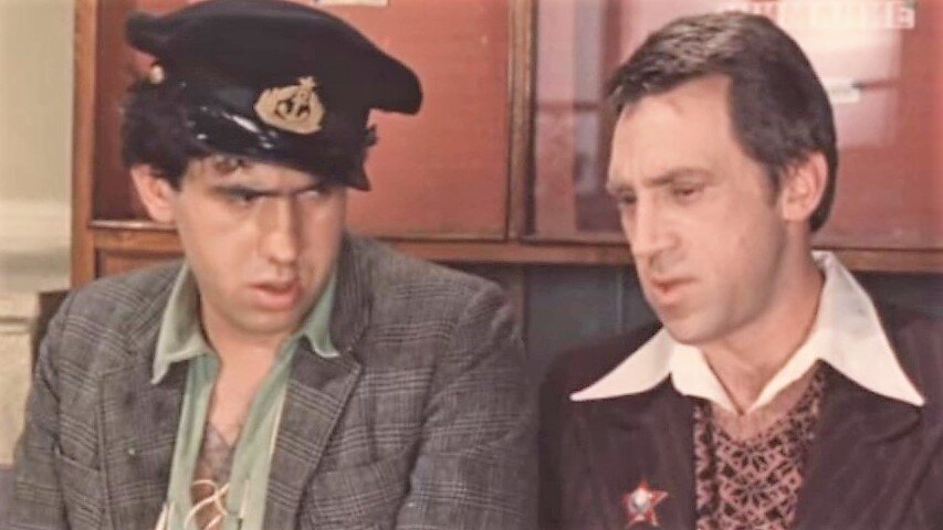 Костя Сапрыкин "Кирпич" и Глеб Жеглов "к/ф Место встречи изменить нельзя"