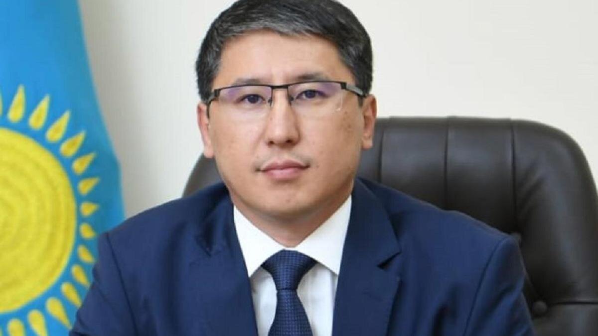    Ербол Тасжуреков:facebook.com/yerbol.taszhurekov
