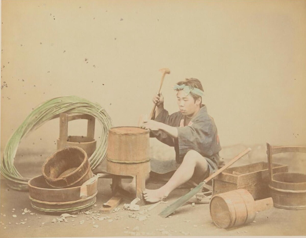 Бондарь страны восходящего солнца (Япония, 20 век).