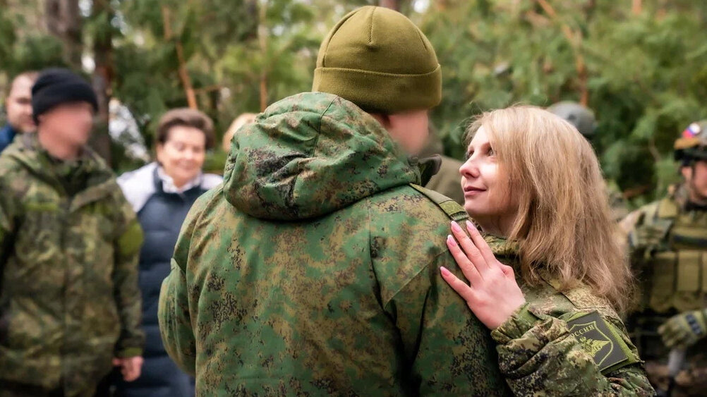    Мобилизованный из Югры женился в зоне СВО