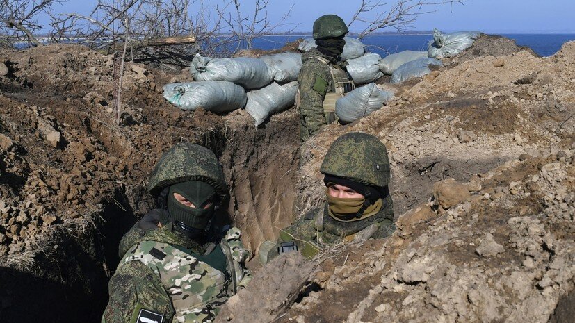     Военнослужащие РФ в окопах на передовой в южном секторе СВО РИА Новости