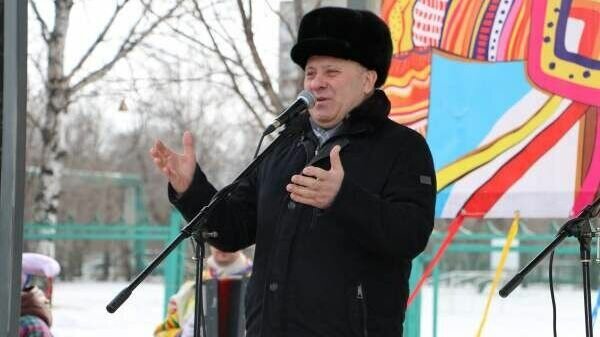     С размахом отмечали Масленицу у Дома культуры в посёлке Горького.