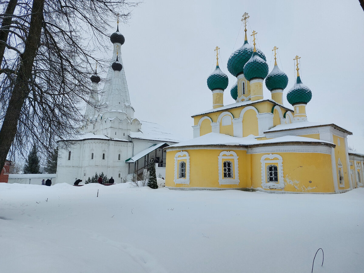 Алексеевский монастырь