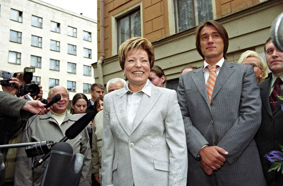 Петербург сын. Сергей Владимирович Матвиенко. Сергей Матвиенко сын Валентины Матвиенко. Сергей Матвиенко сыг Валентины Матв. Сергей Матвиенко сын Валентины Матвиенко фото.