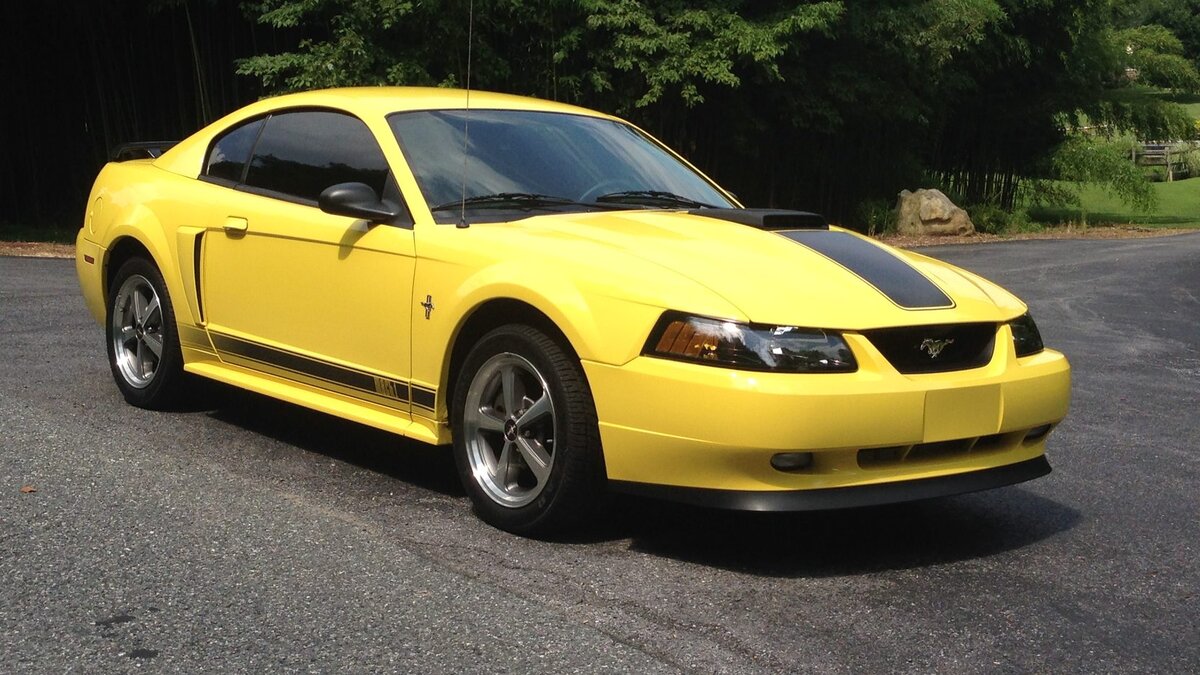 FORD MUSTANG MACH 1 COUPE 2003