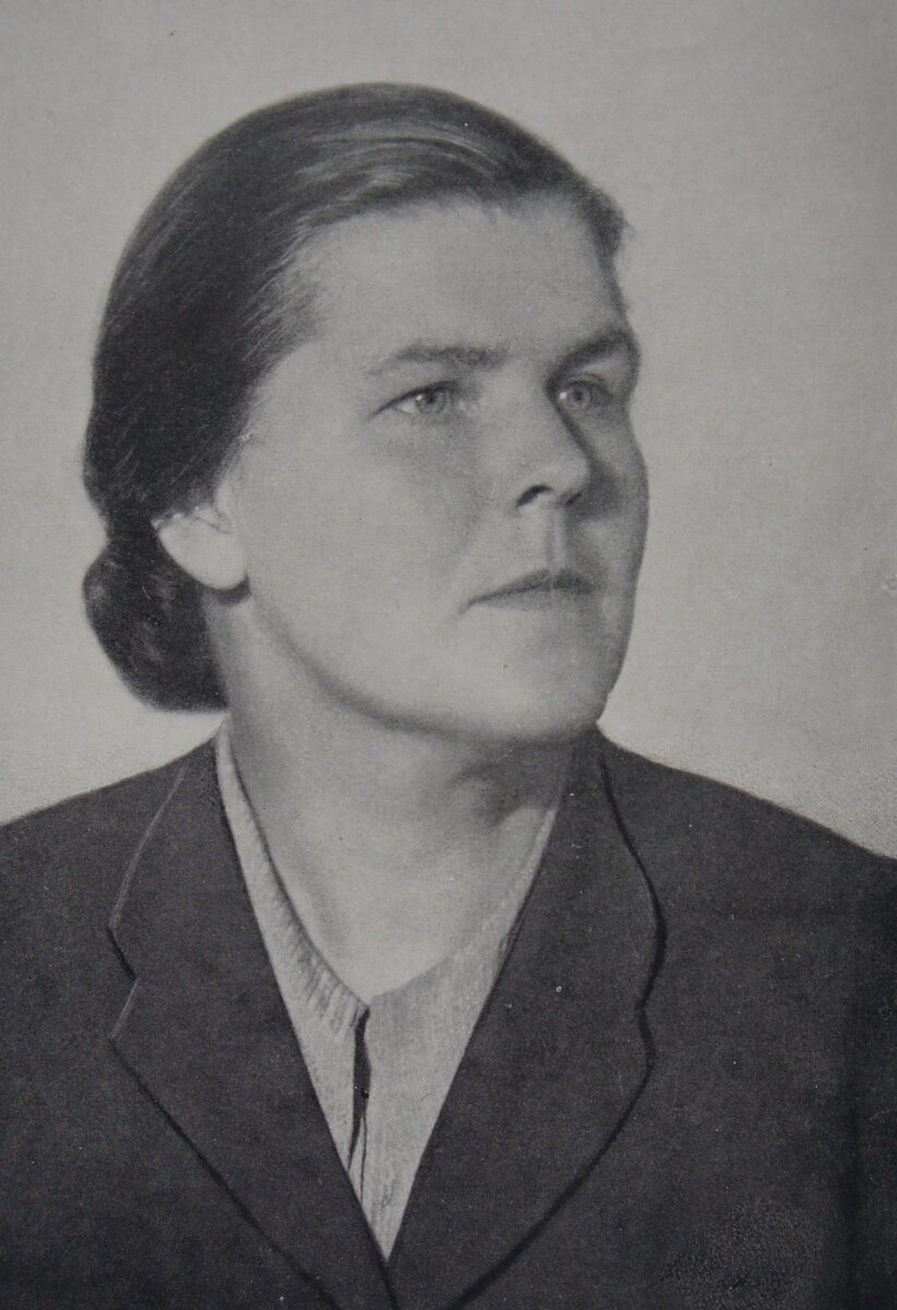 Портрет скульптора Зинаиды Баженовой