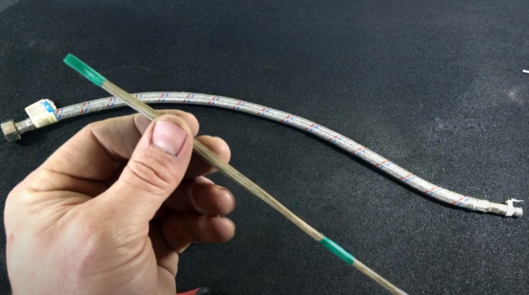 Скрепление изолентой