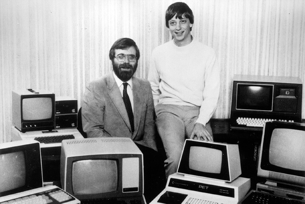 Первые компании. Bill Gates and Paul Allen. Билл Гейтс 1975. Основатели компании Microsoft – пол Аллен и Билл Гейтс. Пол Аллен в молодости.